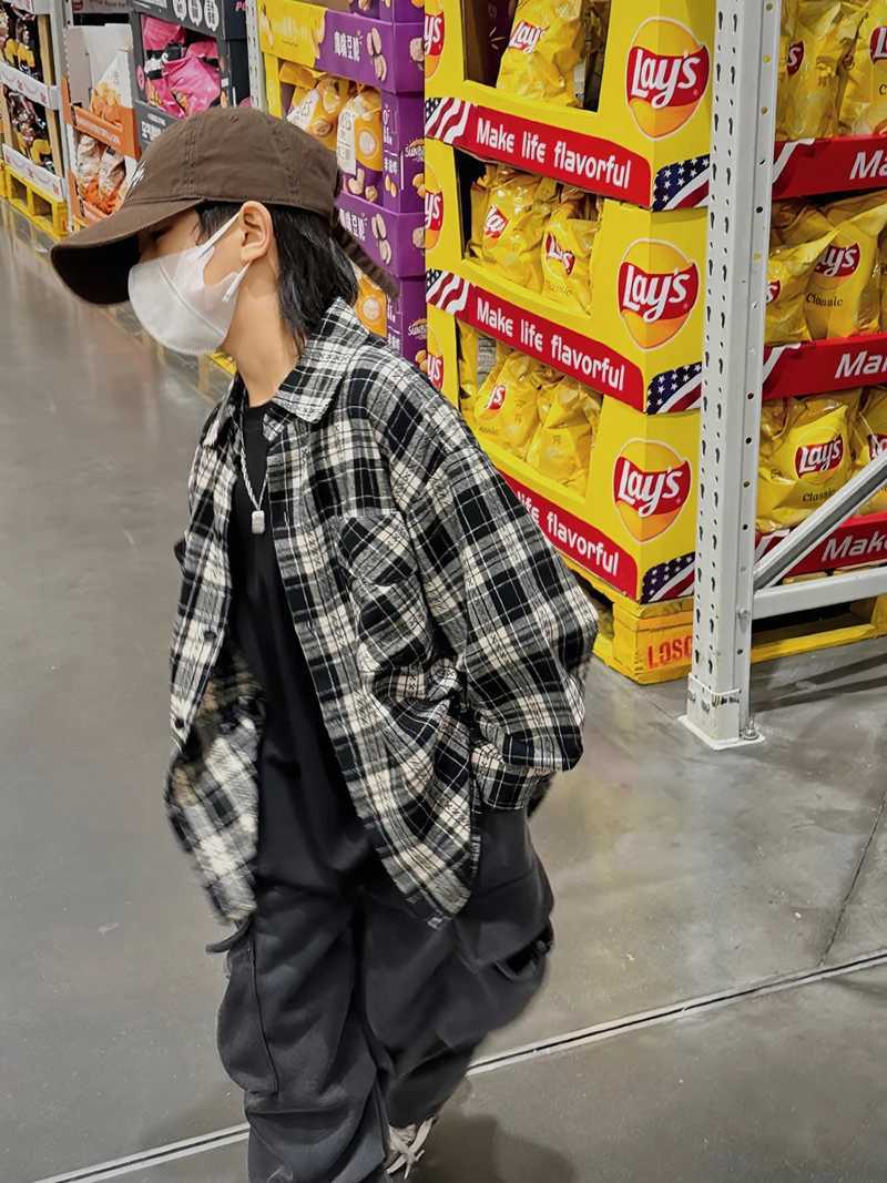 Childrens Plaid Boy Shirt Spring 2024 New Childrens Style Shirt Handsome Spring Coat Korean Version Y240906