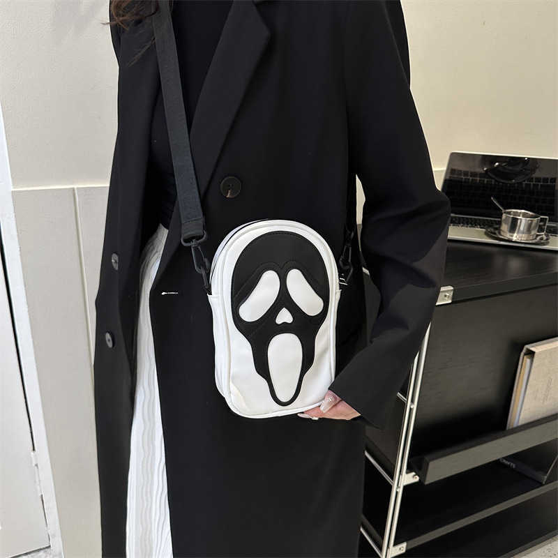 Skull Bag Personalized Funny Ghost Shoulder Bag Halloween Women's Crossbody Bag Phone Small Square Bag 240915