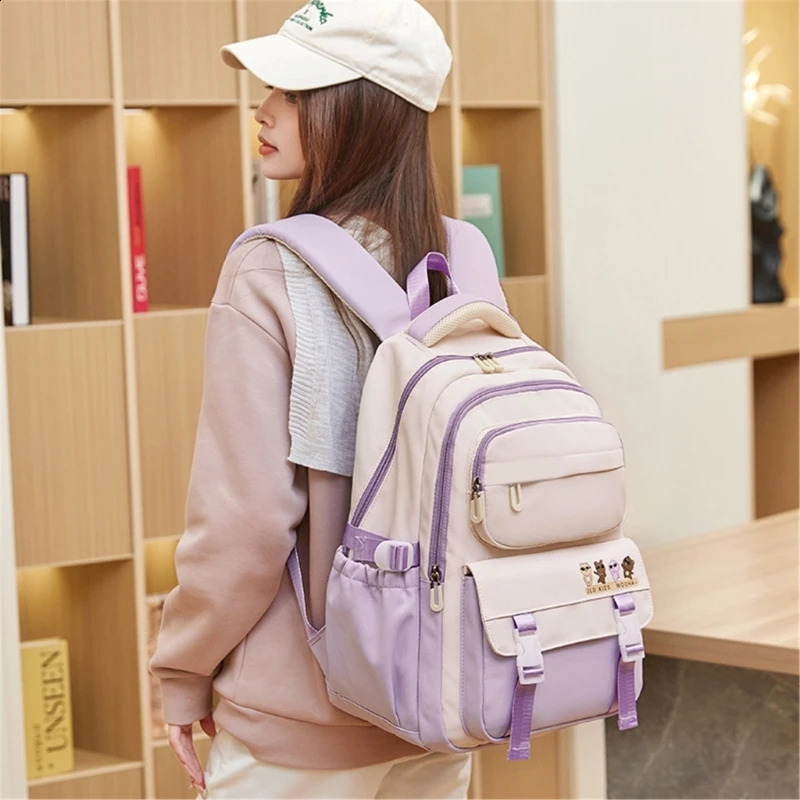 Large capacity backpack university school 240906