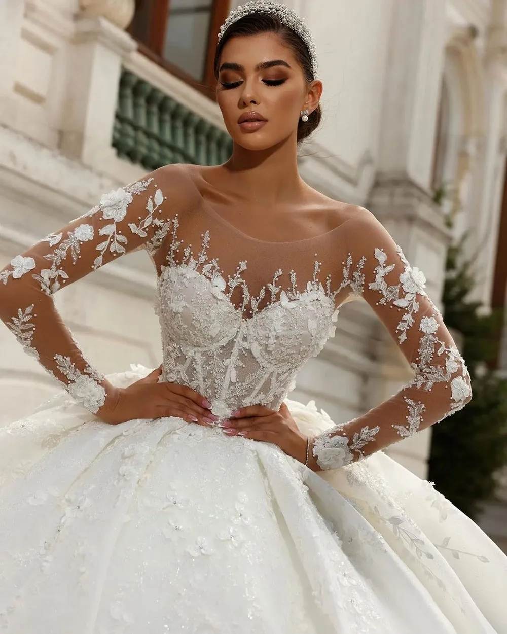 Ball Modern Gown Church Wedding Dress Sheer Neck Long Sleeves Lace Applique Satin Bride Gowns Bridal Dresses Vestido De Noiva Customed s es