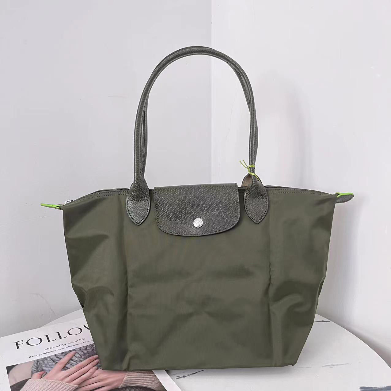Tote Bag Designer Handbag tote bag Large capacity Computer Beach Travel Nylon Shoulder Casual Canvas with zipper