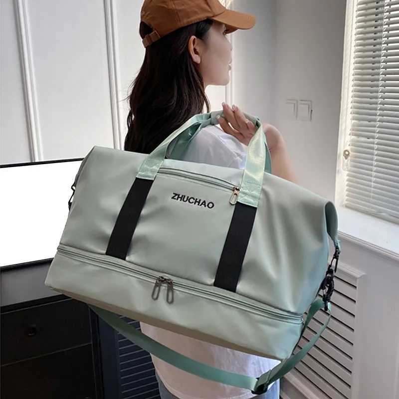 Fitness tote bag with dry wet separation exercise yoga bag short distance portable travel large capacity single shoulder luggage bag W240906