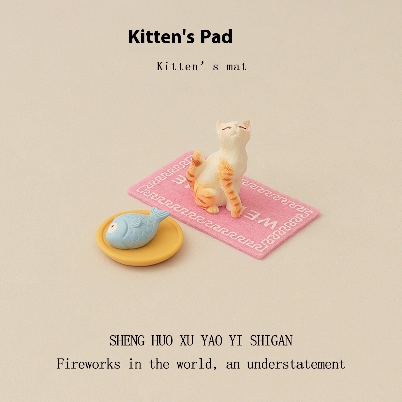 Creative Cute Kitten Mini Plate Simulation Small Fish Baby House Floor Mat Landscape Accessories Desktop Decoration Ornament