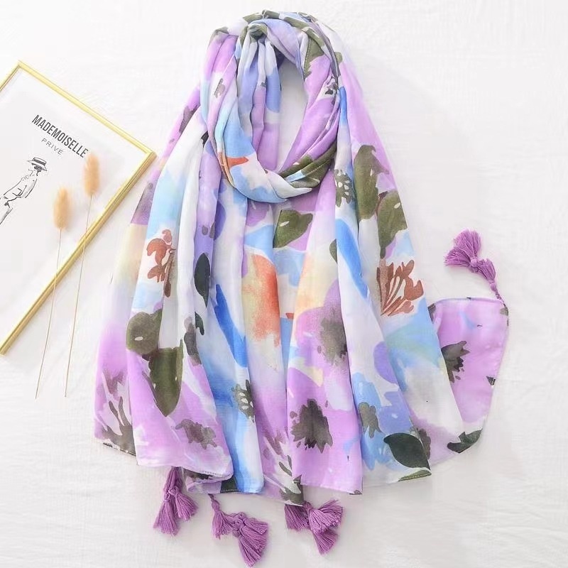 Fashionable shawl, versatile printed beach scarf, Spring and Autumn women's long scarf, butterfly flower contrasting new sunscreen silk