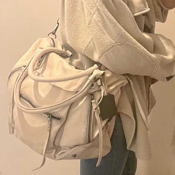 Instagram influencer's casual and versatile washed single shoulder handbag, tote bag, pleated women's bag, new trend 240915