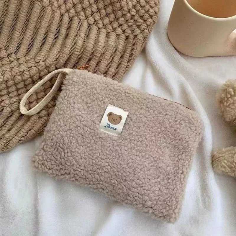 Large Capacity Cute Plush Travel Cosmetics lipstick Storage Bag Womens Makeup Kit Handbag Organizer Wallet Pencil Case Bag W240905