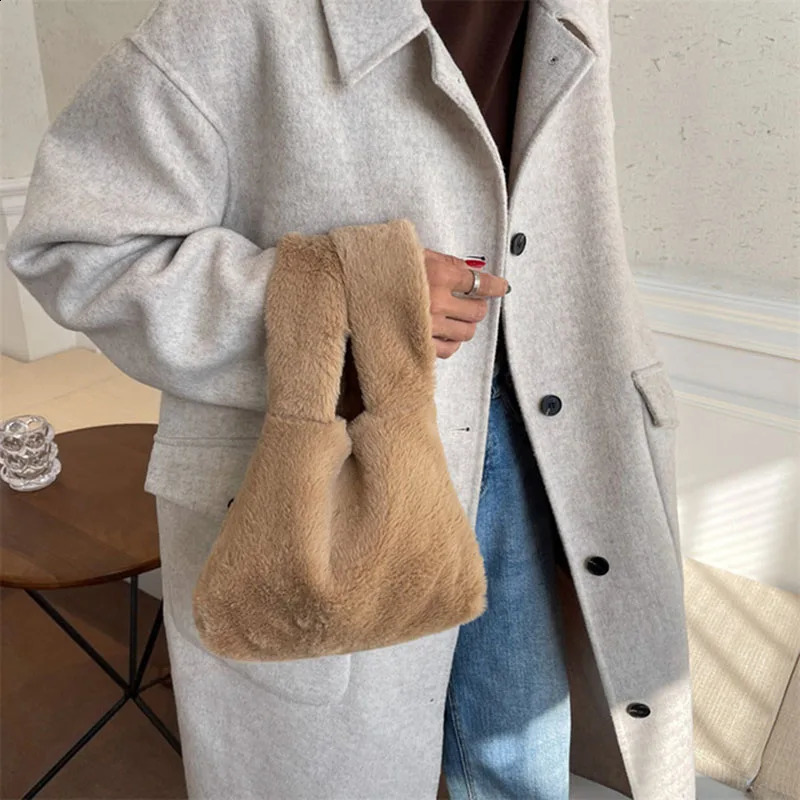 Winter Warm Fur Shoulder Bag Artificial Handbag Butchet Womens Bolsa 240906