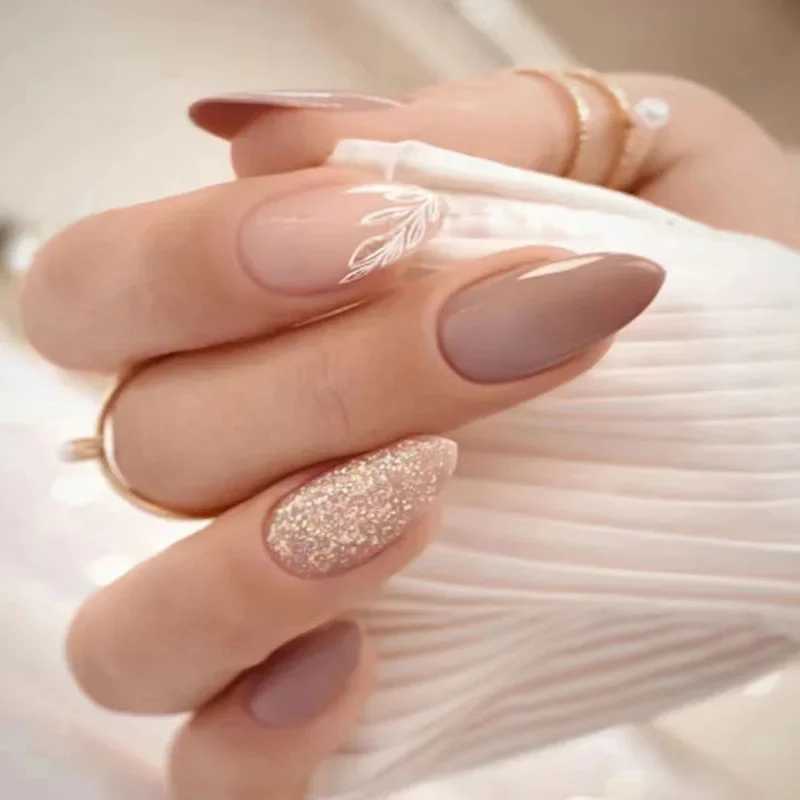 24 long holiday nails with almond shaped design brown gold thread fake nails oval shape wearable French style pressed nail tips W240905