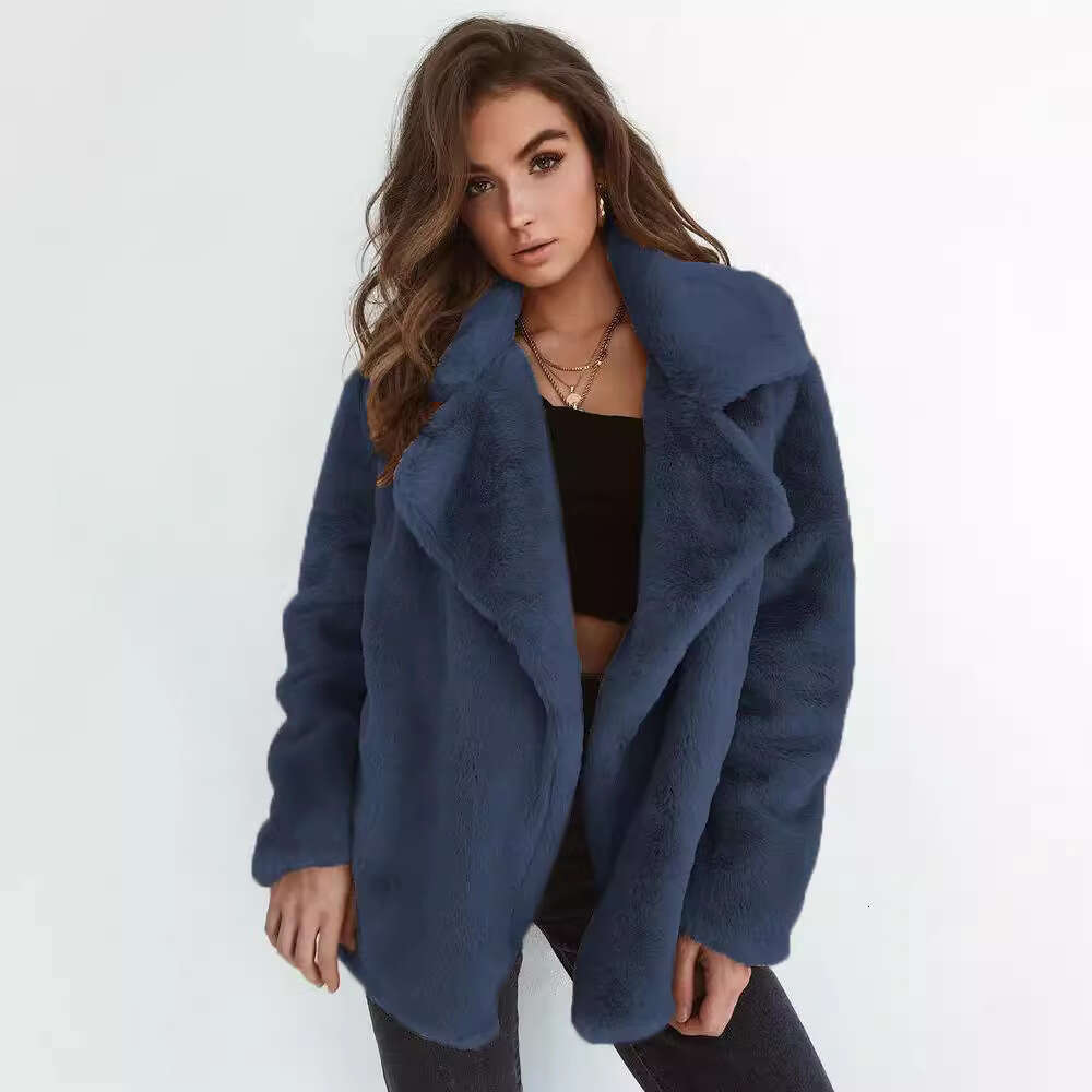 2024 Fashion Autumn/Winter Sexy Plush Collar Slimming Coat