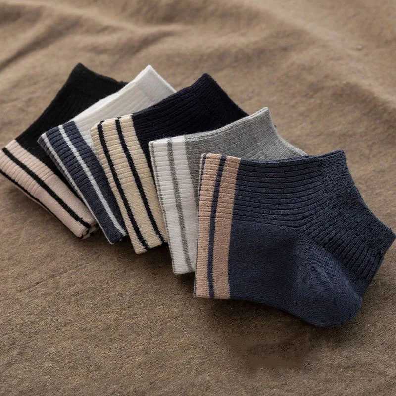 5 pairs of summer mens new letter socks breathable sweat absorbing invisible and comfortable Ankle Sports Meias wholesale W240905