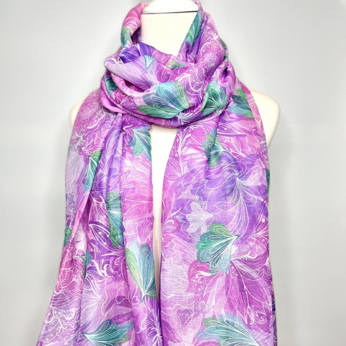 Autumn/Winter Fashion Artistic Floral Wool Pashmina Scarf for Women