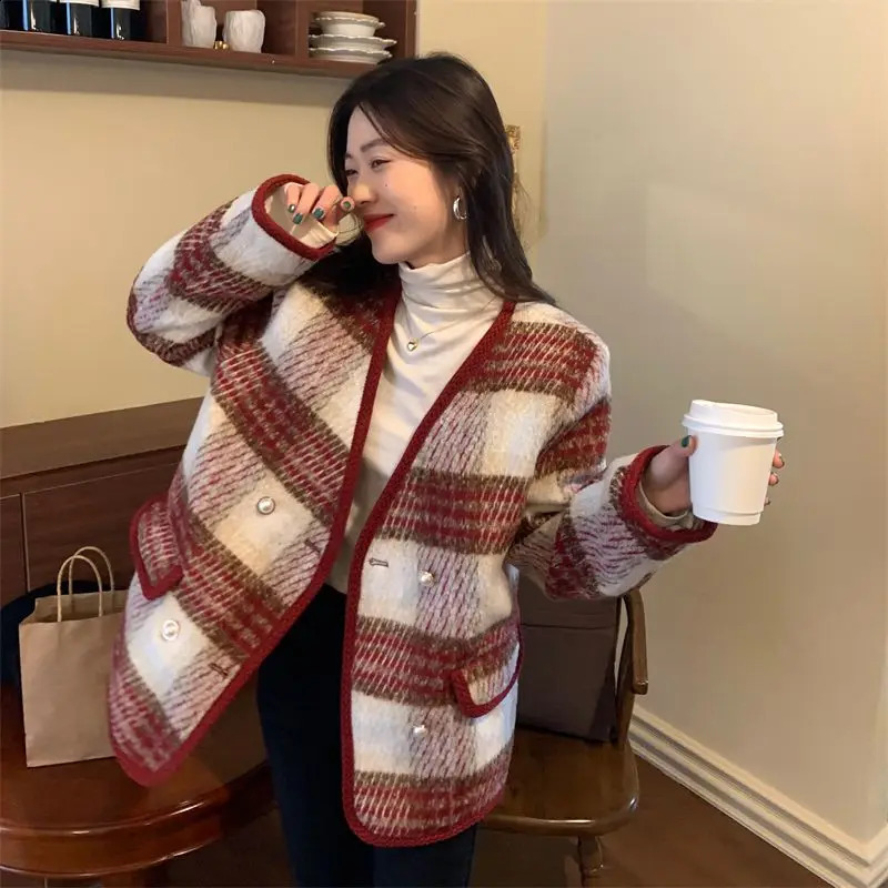 Spring Autumn Jacket Large Size Korean Small Fragrant Wind Outwear Tweed Plaid Coat Women Casual Loose Woolen Overcoat 240904