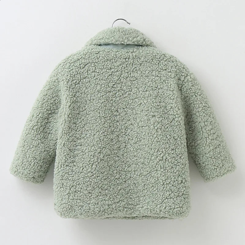 Plush girl jacket for spring and autumn to keep warm fashionable little princess Christmas jacket for children 2 3 4 5 6 7 years old 240904