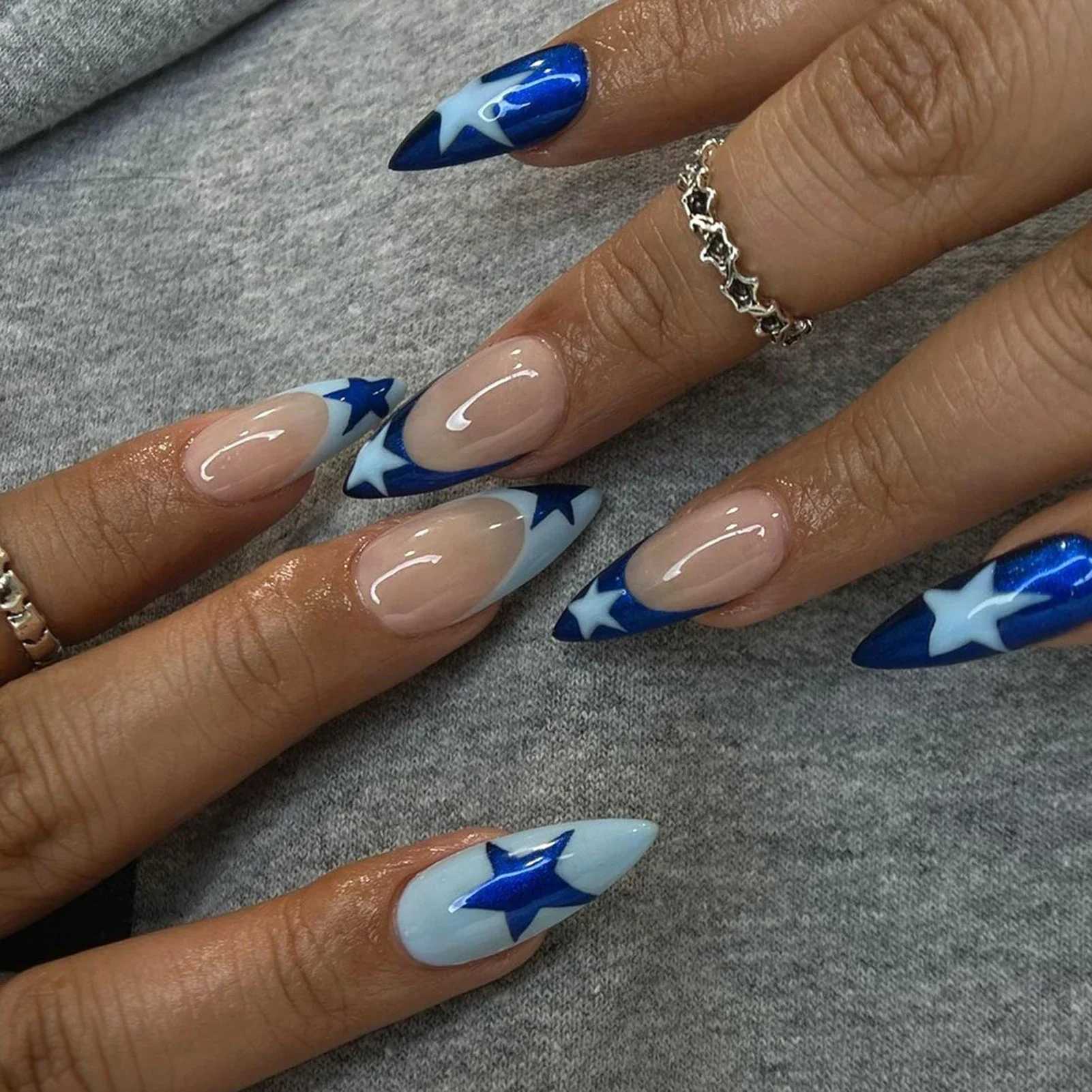24pcs Almond Imprinted Nail Y2K Star Diamond Design Cool Girl Nude Color Fake Nail Female Fukk Cover Fake Nail Tip W240905
