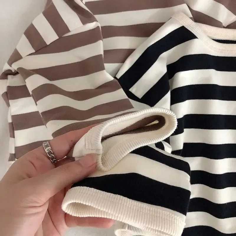 Autumn Kids Striped Long Sleeves T-shirt Toddler Girl Loose Bottoming Shirt Boy Baby Casual Tops Fashion Children Cotton Tees Y240906