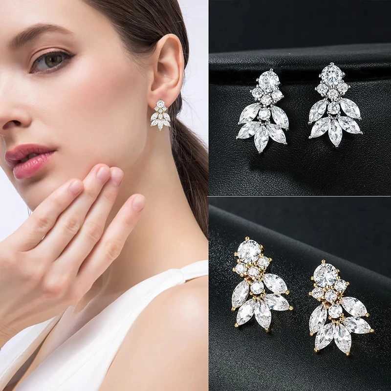 Huitan Fashion Bright Zirconia Perforated Earrings Womens Engagement Jewelry Luxury Gold/Silver Accessories W240803