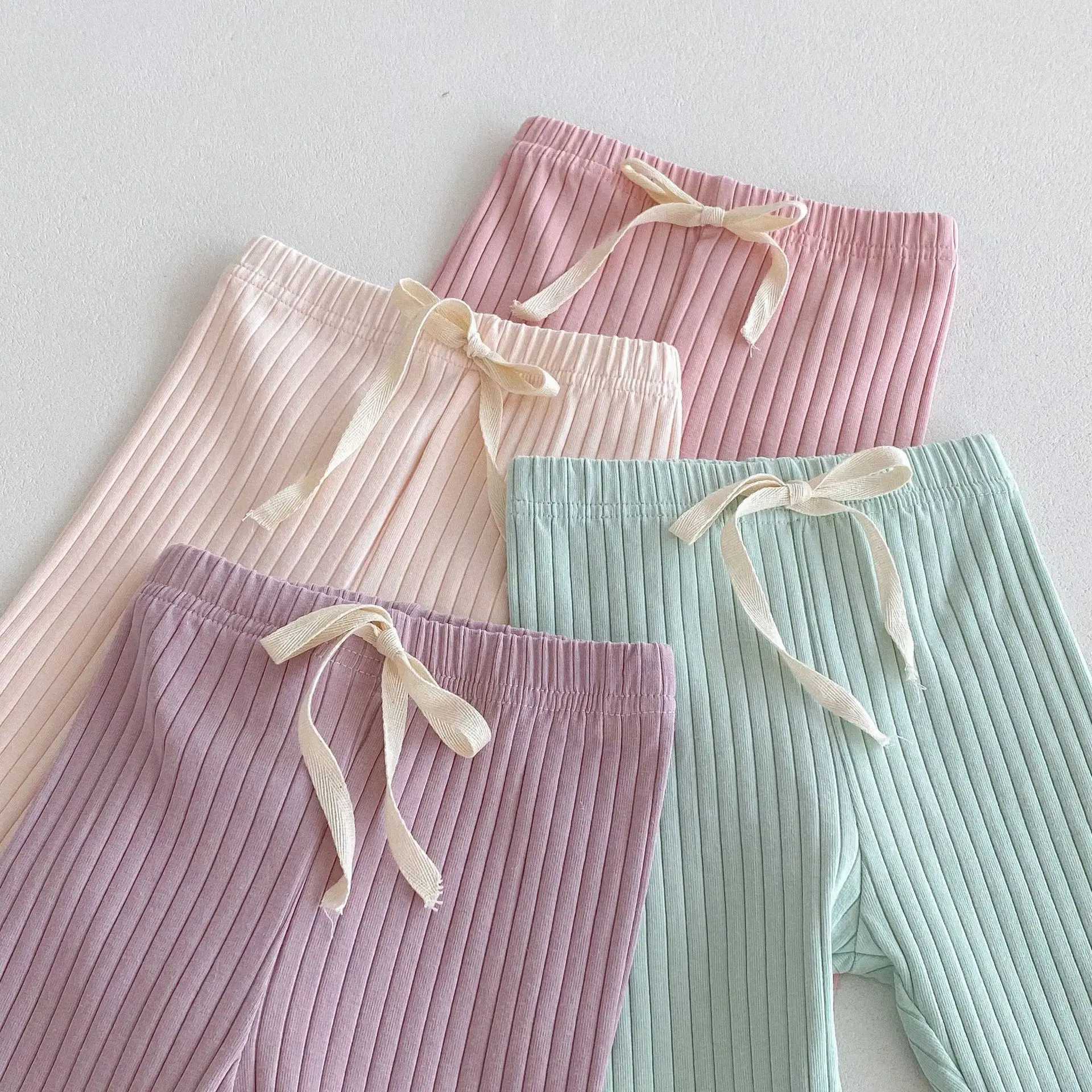 Autumn New Girls Cute Bow Leggings Cotton Children Solid Ribbed Tights Toddler Versatile Stretch Pants Kids Casual Trousers Y240906