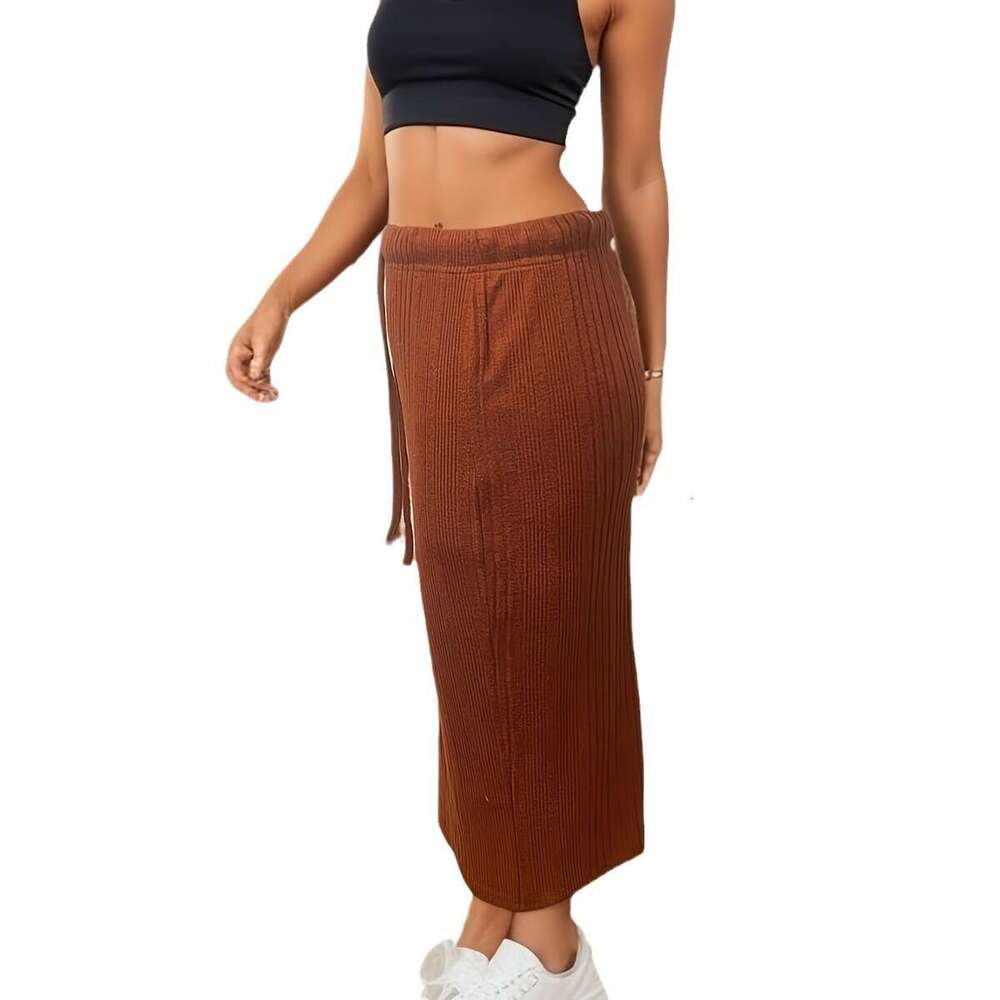 Autumn and winter sexy temperament, high waisted pit stripe design, knitted hip hugging half skirt, women's skirt