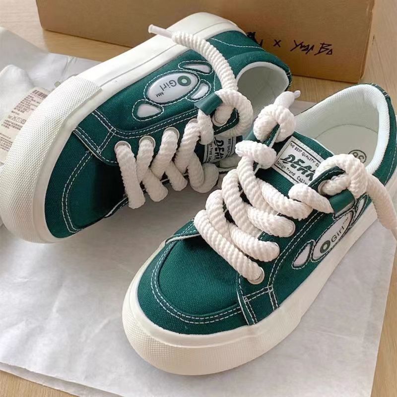 Ins autumn/winter internet celebrity trend fashion versatile canvas personality thick sole running sports women's board shoes