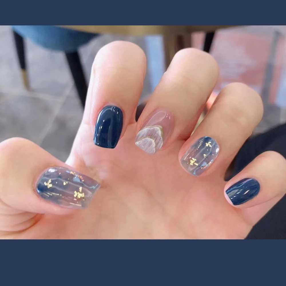 24Pc fake nails with diamond black star and moon pattern design wearable short round/square head fake nails fully covered nail tips W240905