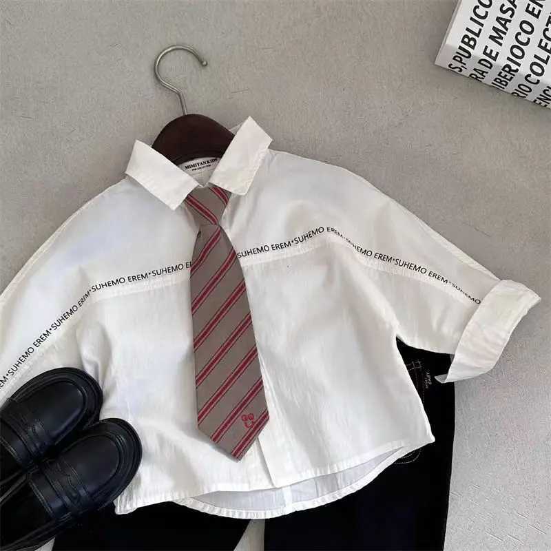 Childrens Shirts 2023 Spring And Autumn New Boys And Girls Letter Tie Long Sleeve Baby Academy Style Simple White Shirt Trend Y240906
