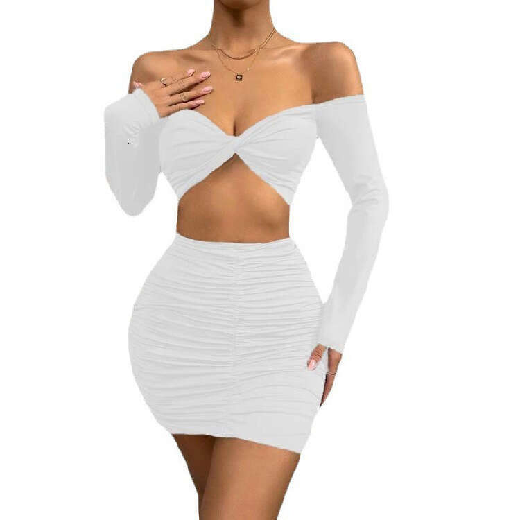 2024 summer new sexy exposed belly button top pleated hip hugging skirt set for women
