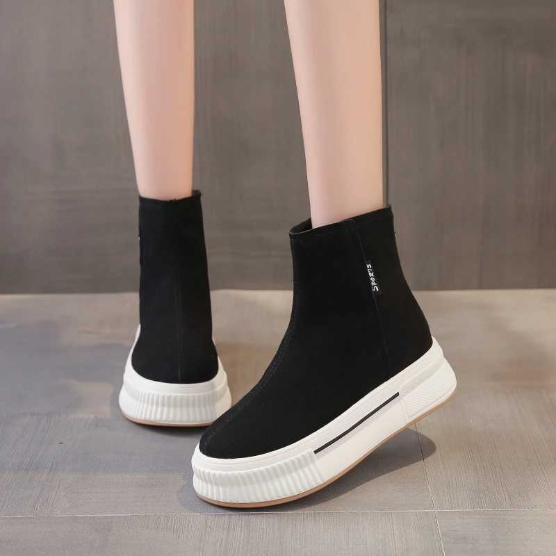 High appearance thick sole internal lifting integrated weight loss matte comfortable and breathable short boots CL240906