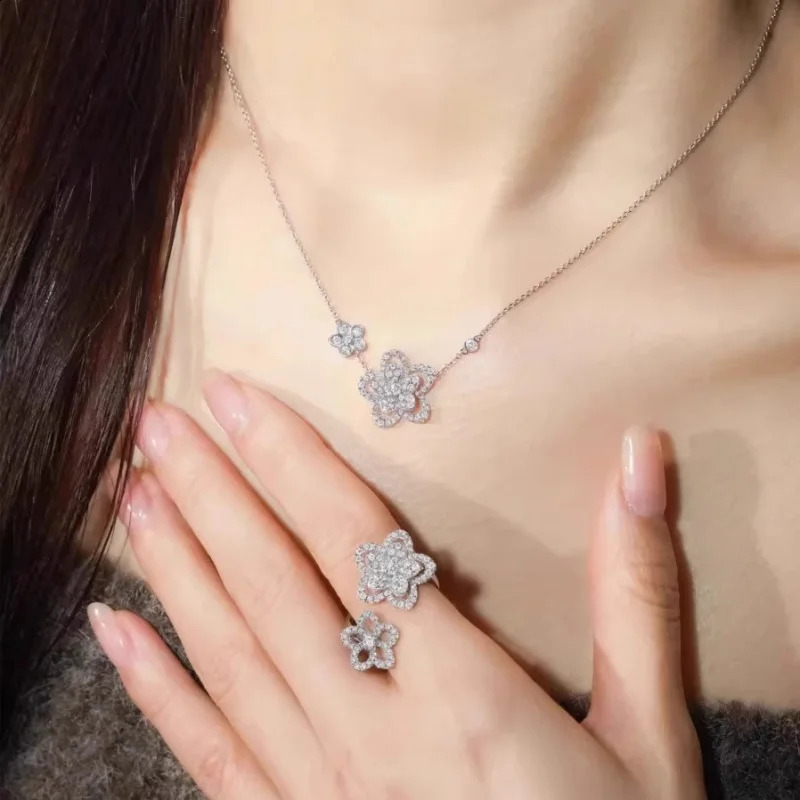 Floral Duet necklace female light niche double flower diamond pendant clavicle chain 240903