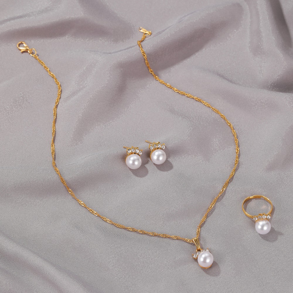 Elegant Pearls Crown Jewels Collection - Perfect Set of Earrings, Rings, and Necklaces for Special Occasions