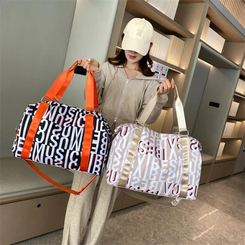Fashion Letter Gym Bag for Women with Shoe Comparison for Yoga Travel and Sports Backpack Fitness Accessories 240906