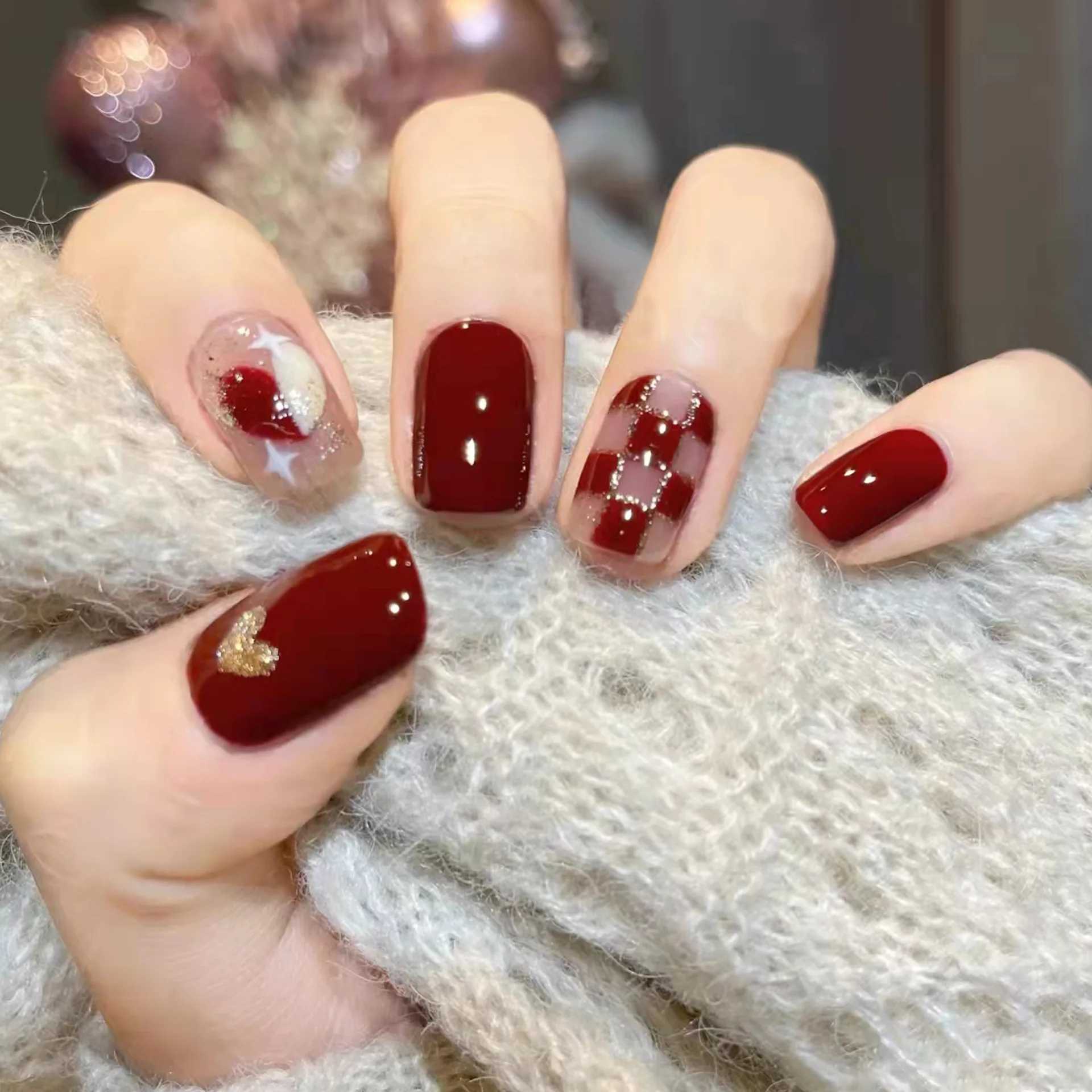 24 fake nails with 1 nail glue and 1 nail file W240905