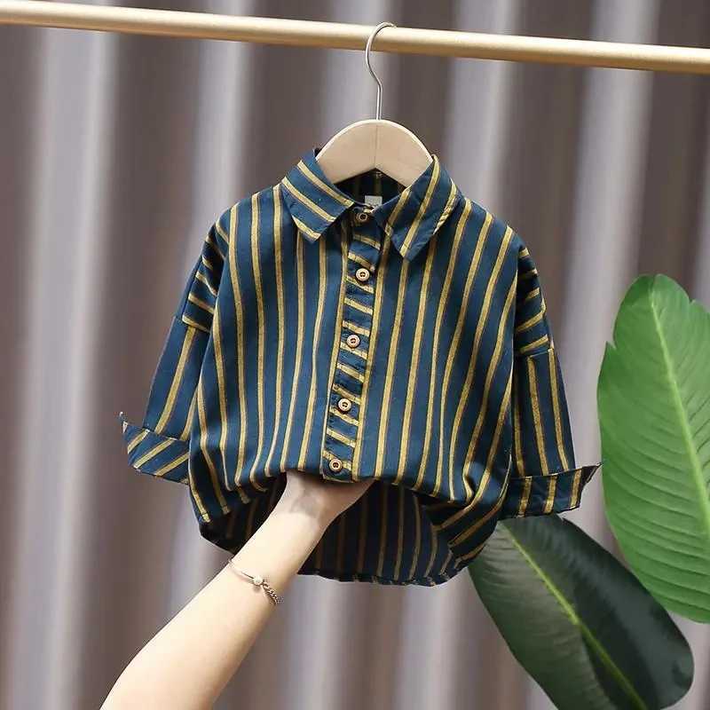 Spring and Autumn New Boys Long sleeved Korean Edition Shirt Fresh Childrens Top Childrens Baby Stripe Thin Shirt Y240906