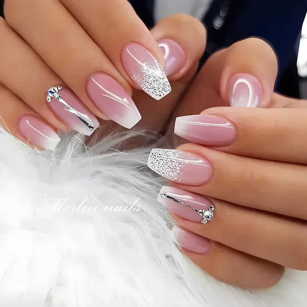 24 pieces of gradient white fake nails short square ballet simple fake nails pressed onto wearable nude nails W240905