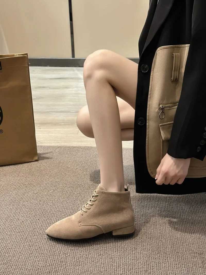 New Spring/Autumn 2024 Womens Boots Pionted Toe Low Heel Shoes Suitable for Women Outdoor Office Women Lace Upper Ankle Women Modern Boots CL240906