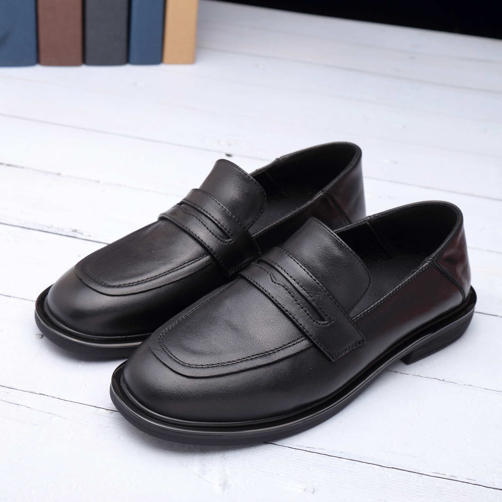 Genuine leather small leather shoes female 2024 new four seasons single shoes versatile square head thick with