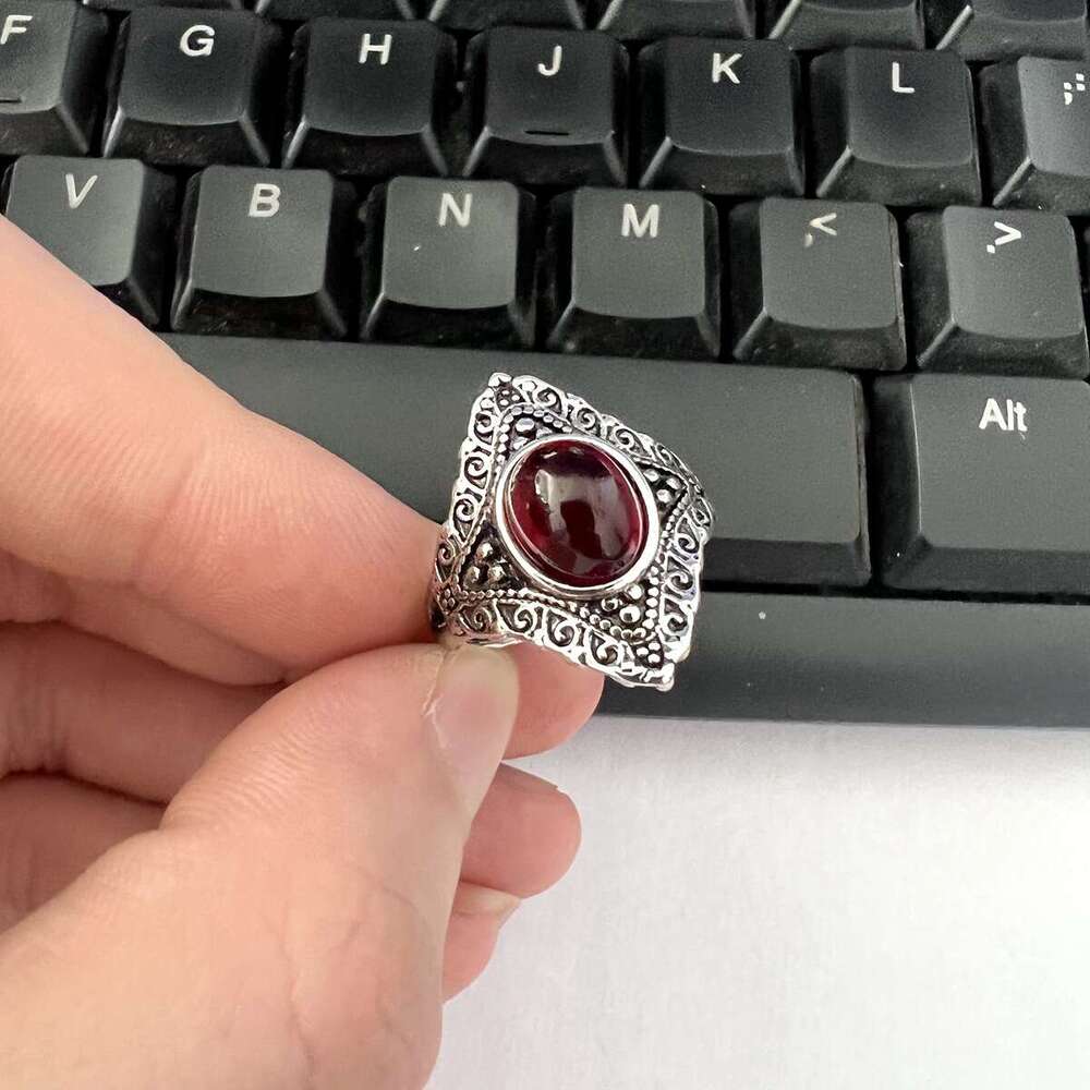 Nepal Palace Natural Grape Stone 925 Silver Light Luxury Retro Atmospheric Ring Women's Exaggerated Ring Autumn Winter Party Gift Designer Jewelr
