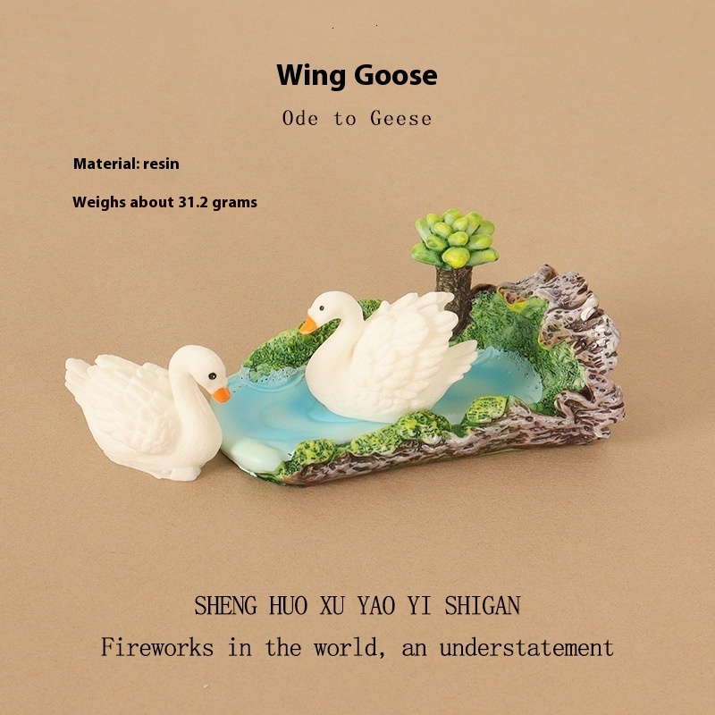 Mini Swan Swimming Resin Creative Crafts Office Desktop Micro Landscape Home Scene Decoration