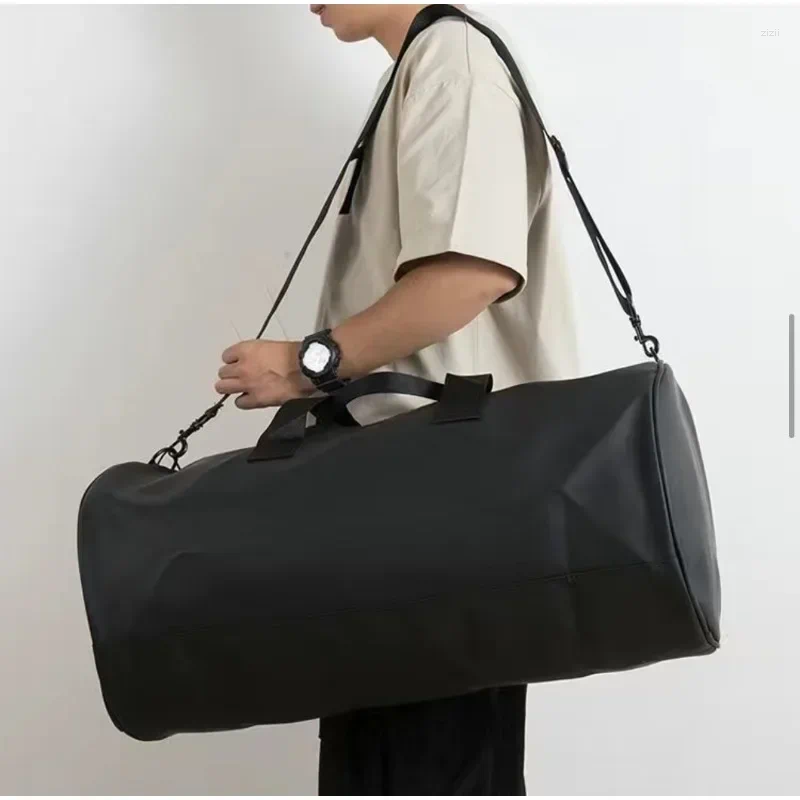 Duffel Bags 24 Mens Sports Handbag Classic Emed Letter Bucket Bag Waterproof Fiess Swimming Large Capacity Travel 4