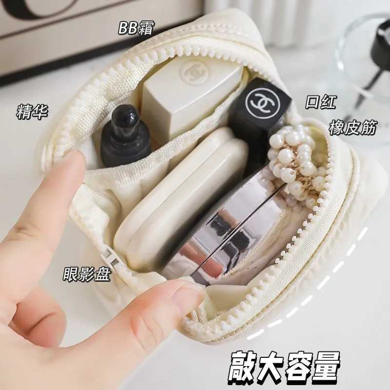 Mini Cute Square Makeup Bag for Women Portable Earphones Lipstick Sanitary Napkins Storage Bag Mini Makeup Zipper Bag W240905