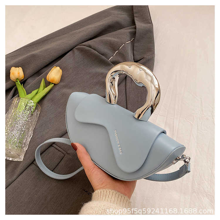 Women's bag saddle versatile trendy armpit bag, high-end fashion crossbody bag, niche single shoulder bag for women 240915