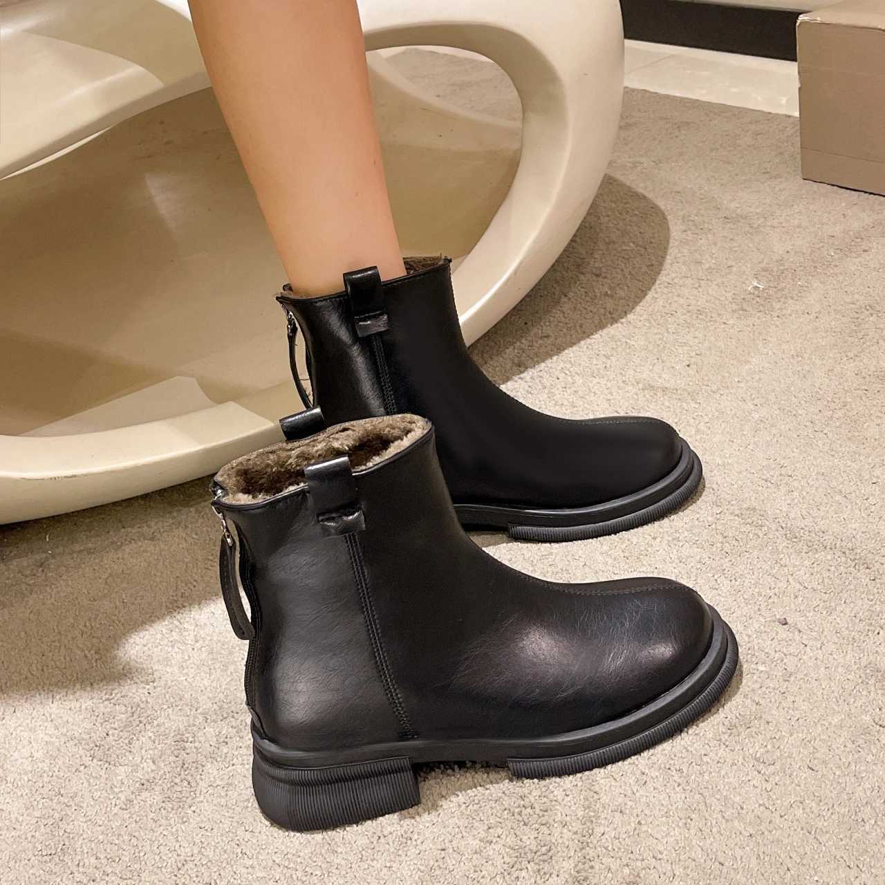 New Womens Ankle Boots Fashion Womens Square Heel Low Heel Shoes Womens Boots Leather Womens Low Heel Keep Warm Ankle Boots Q109 CL240906