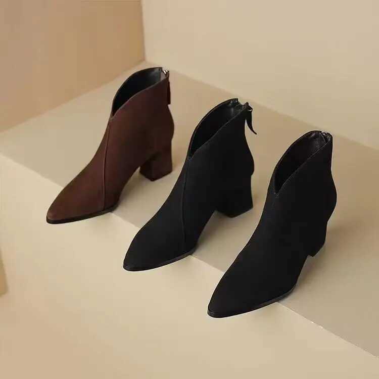 Womens Ankle Boots Solid Color Pointed Heel Thick Heel Comfortable Zipper Platform Wedge Retro Short Boots Cowboy Shoes Womens CL240906