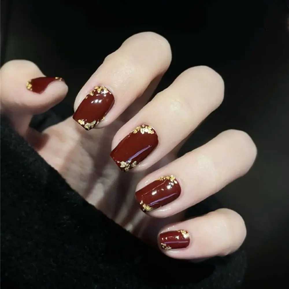 24Pc fake nails with diamond black star and moon pattern design wearable short round/square head fake nails fully covered nail tips W240905