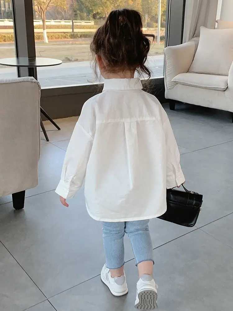Spring and Autumn Girls Long Sleeve Shirt Baby Childrens Personality Korean Irregular Trendy White Shirt Y240906