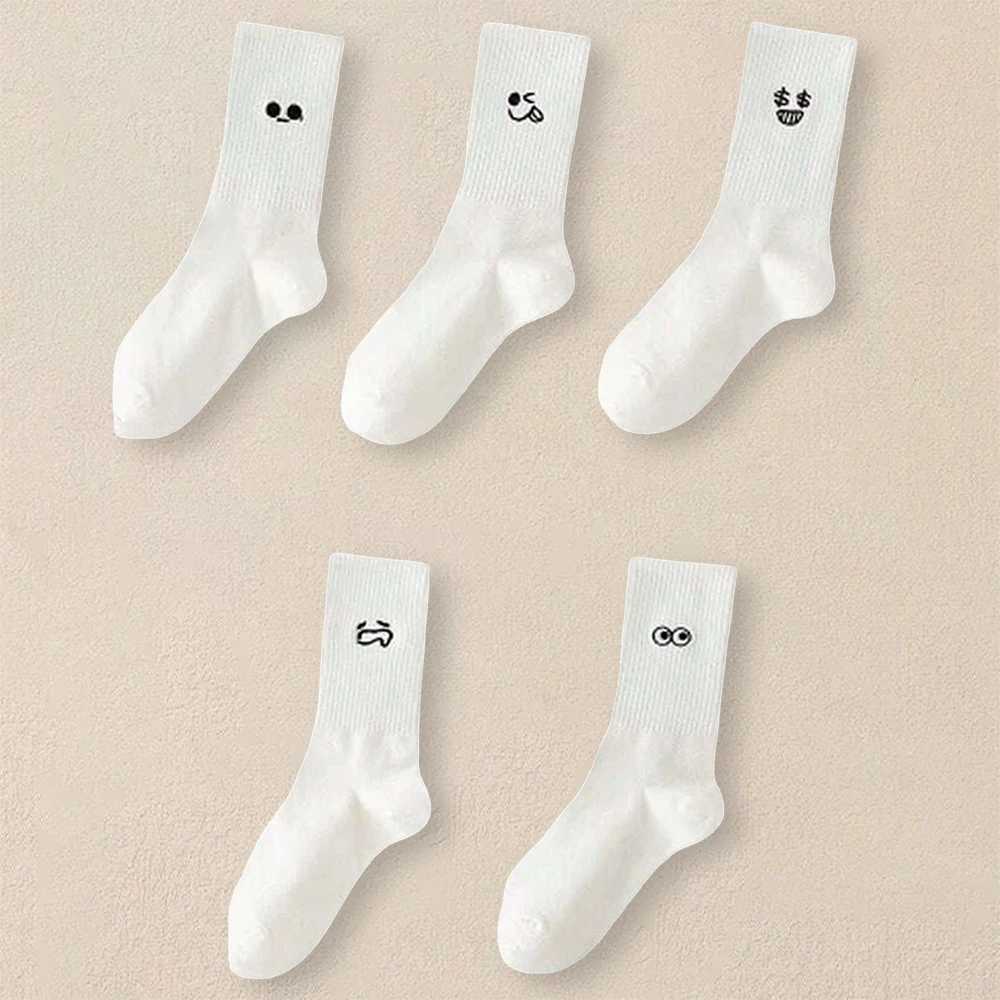 5 pairs of mens white cartoon socks fashionable version expressing socks simple design soft breathable and comfortable casual socks W240905