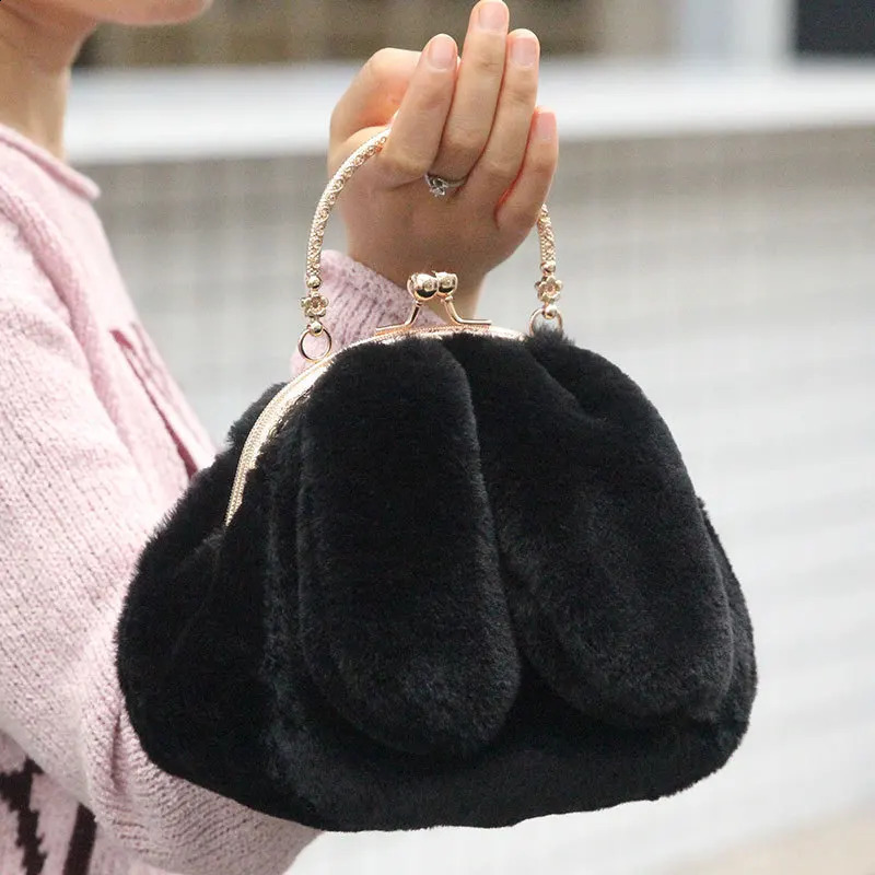 Artificial fur rabbit ear plush Kawaii round bag shoulder cross body womens chain messenger fashionable solid handbag 240906