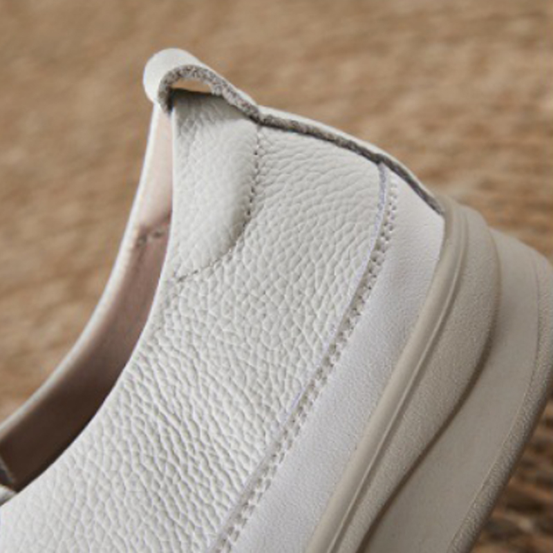 2024 four seasons new flat soft bottom fashion head layer cowhide hundred tie leisure board shoes small white shoes single shoes female