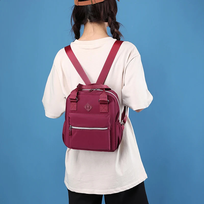 Womens Nylon Backpack Travel Solid Color Shoulder Bag High Quality School Bolsa Mochilans 240906