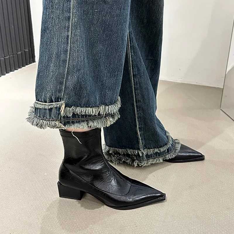 2024 New Womens Ankle Boots Spring/Summer Fashion Pointed Toe Womens Short Boots Slip on Square Low Heel Womens Boots CL240906