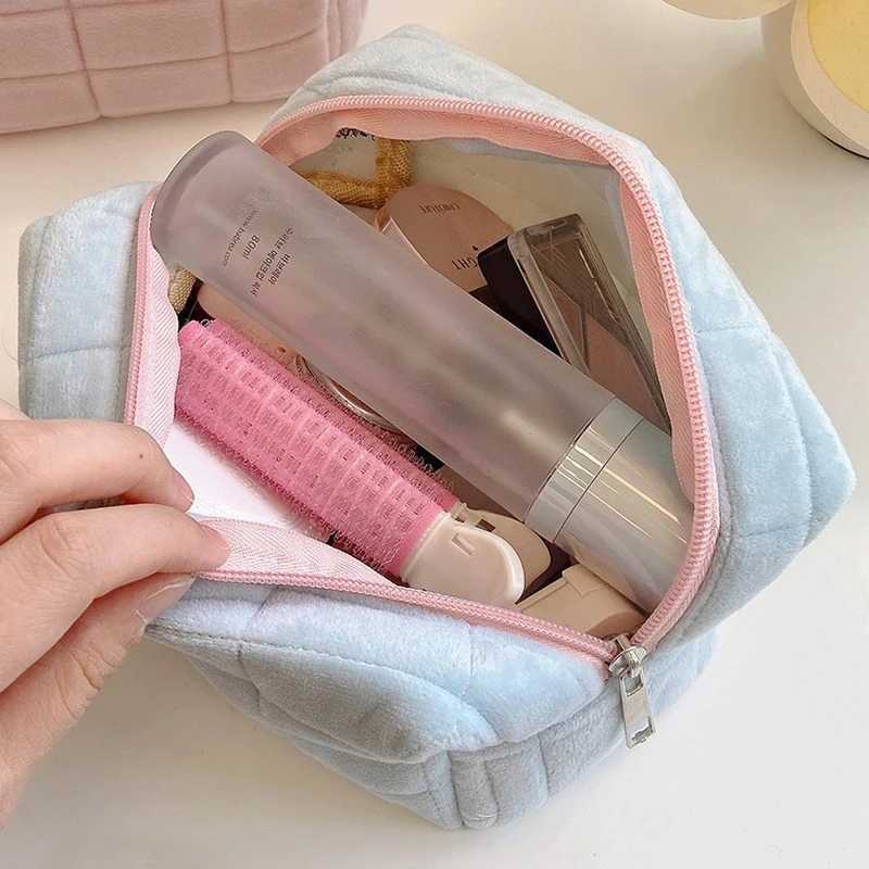 Simple pillow bag pillow pencil case portable makeup bag large capacity makeup brush storage bag W240905